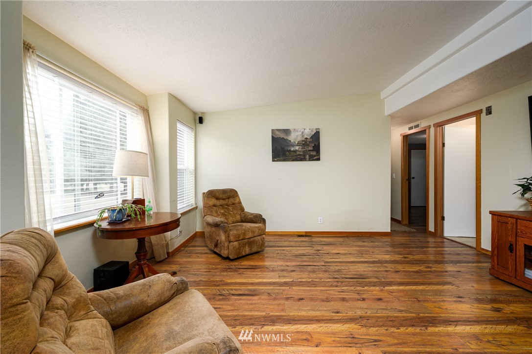 3075 East Bakerview Road Bellingham, WA 98226 - Photo 8 of 39 Gallery Image 8