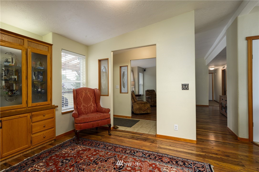 3075 East Bakerview Road Bellingham, WA 98226 - Photo 9 of 39 Gallery Image 9