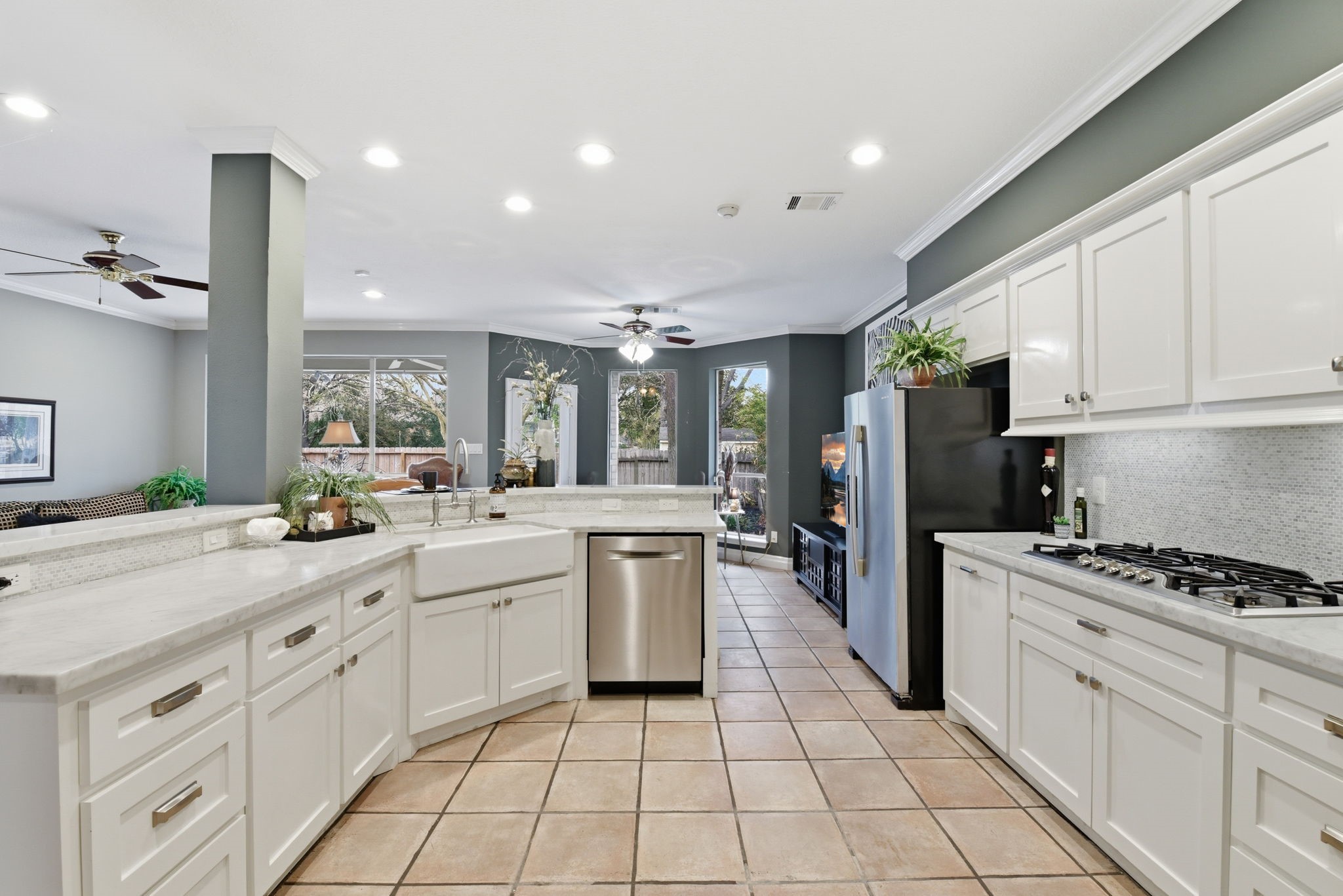 16322 Cranwood Drive Spring, TX 77379 - Photo 24 of 42 The opposite view of the kitchen shows the plentiful cabinets