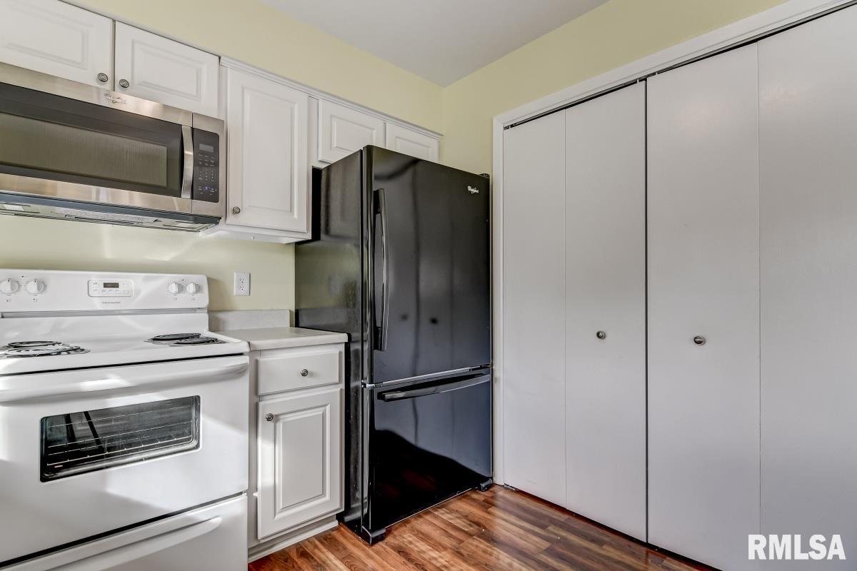 7 Brookside Place Springfield, IL 62704 - Photo 11 of 23 Gallery Image 11
