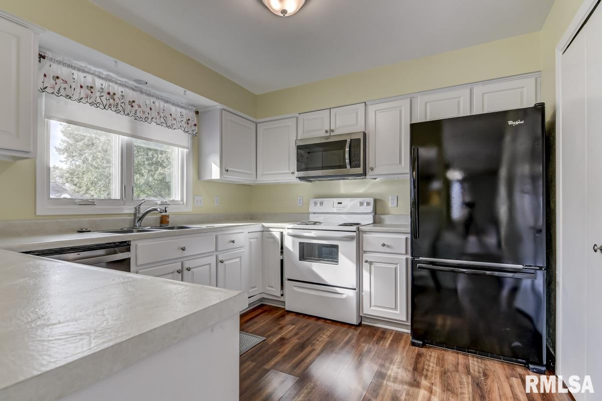 7 Brookside Place Springfield, IL 62704 - Photo 14 of 23 Gallery Image 14
