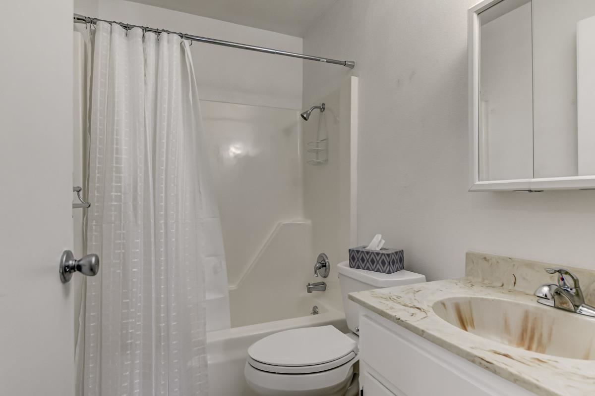 7 Brookside Place Springfield, IL 62704 - Photo 21 of 23 Gallery Image 21