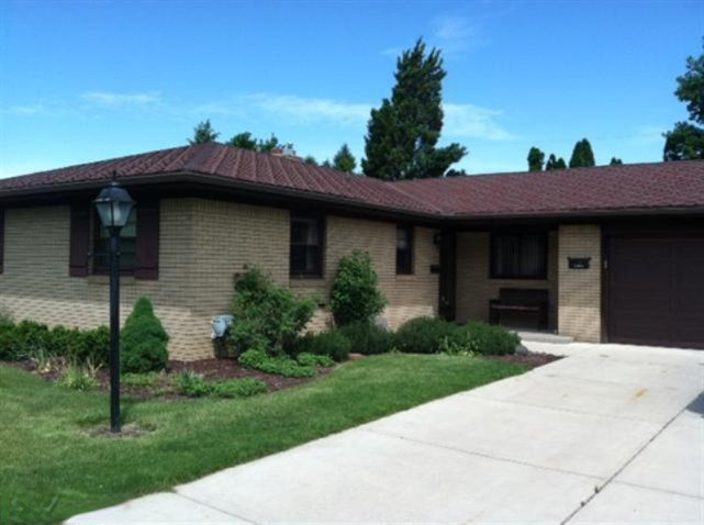 3418 Springbrook Lane Lansing, MI 48917 - Photo 1 of 17 Primary Photo
