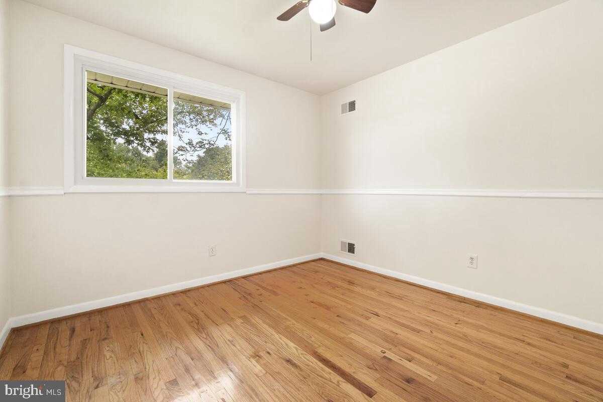 913 Jackson Road Silver Spring, MD 20904 - Photo 14 of 35