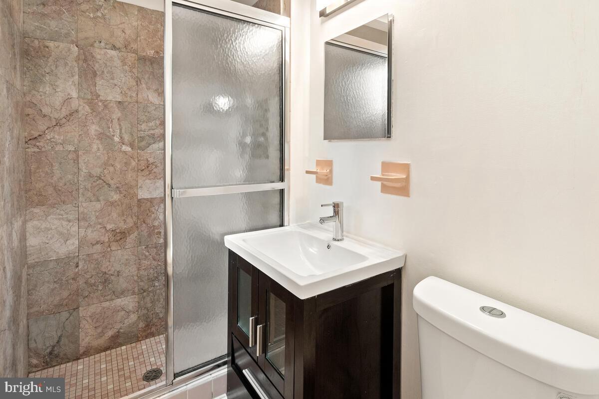 913 Jackson Road Silver Spring, MD 20904 - Photo 10 of 35