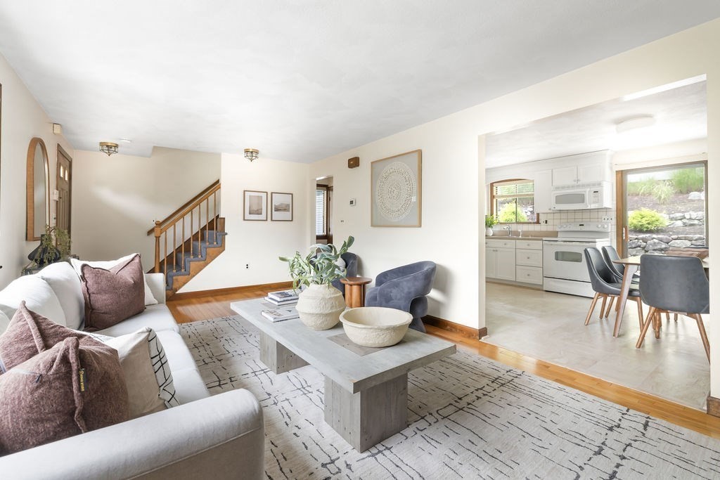 58 Albemarle Road Waltham, MA 02452 - Photo 5 of 20 Gallery Image 5