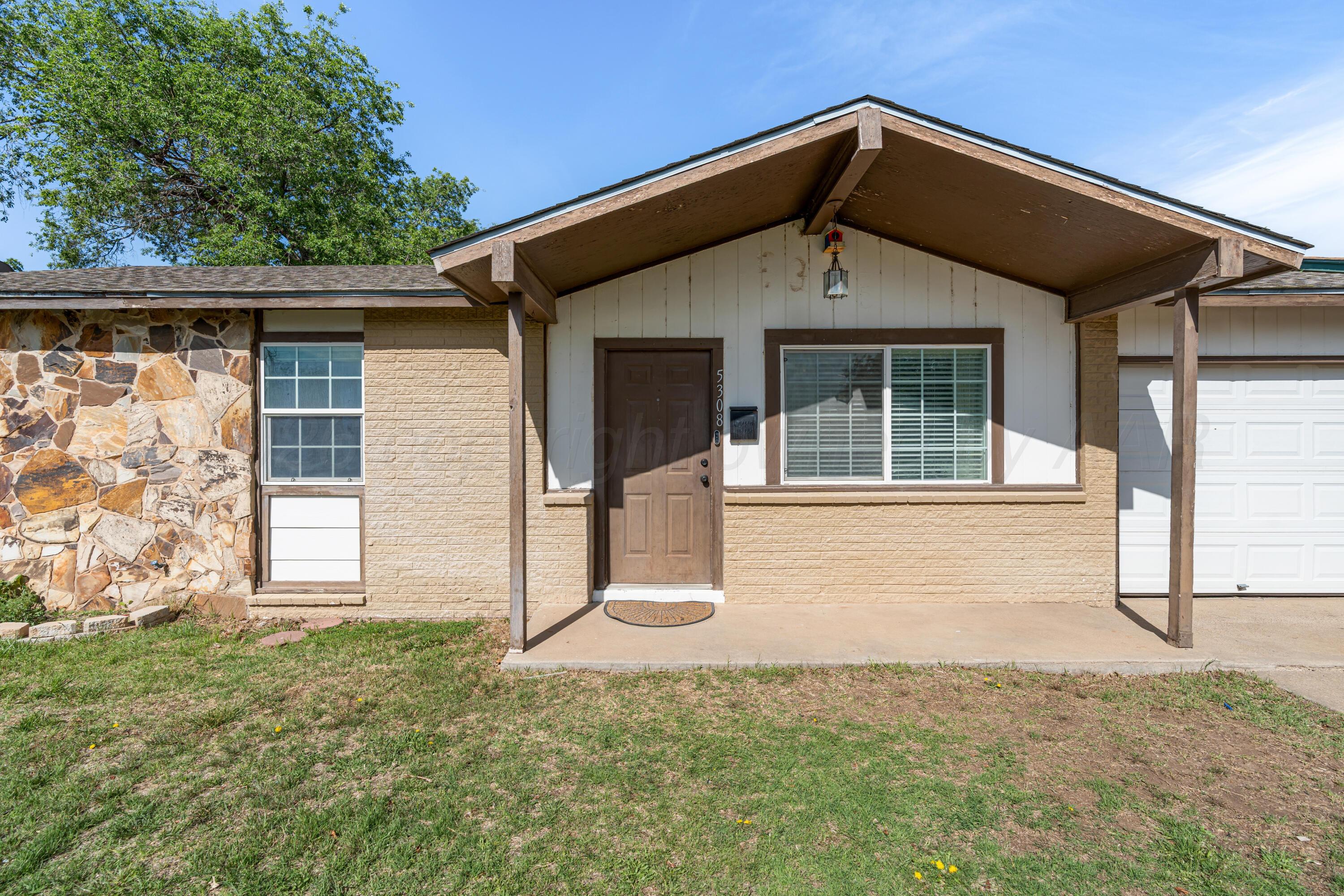 5308 Allen Street Amarillo, TX 79110 - Photo 4 of 21 IMG_1553
