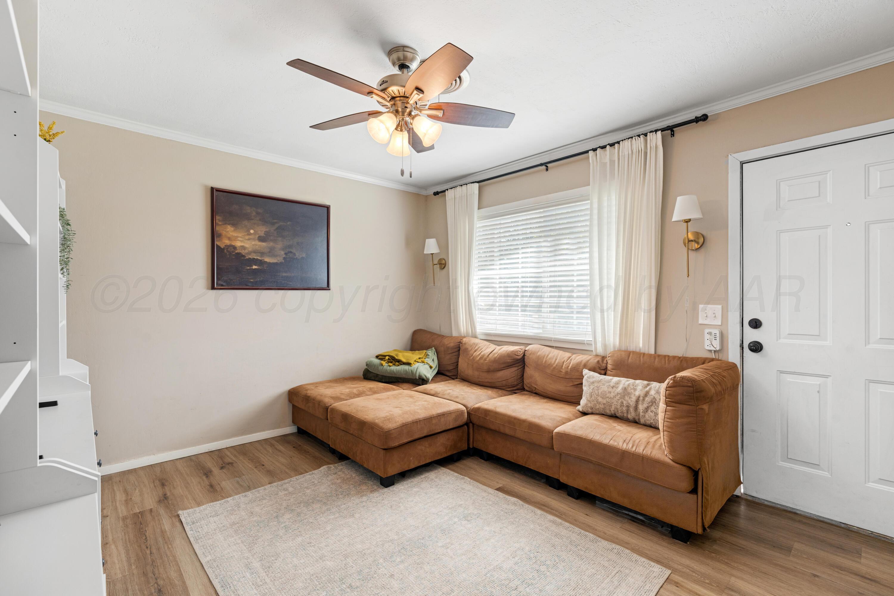 5308 Allen Street Amarillo, TX 79110 - Photo 6 of 21 IMG_1544