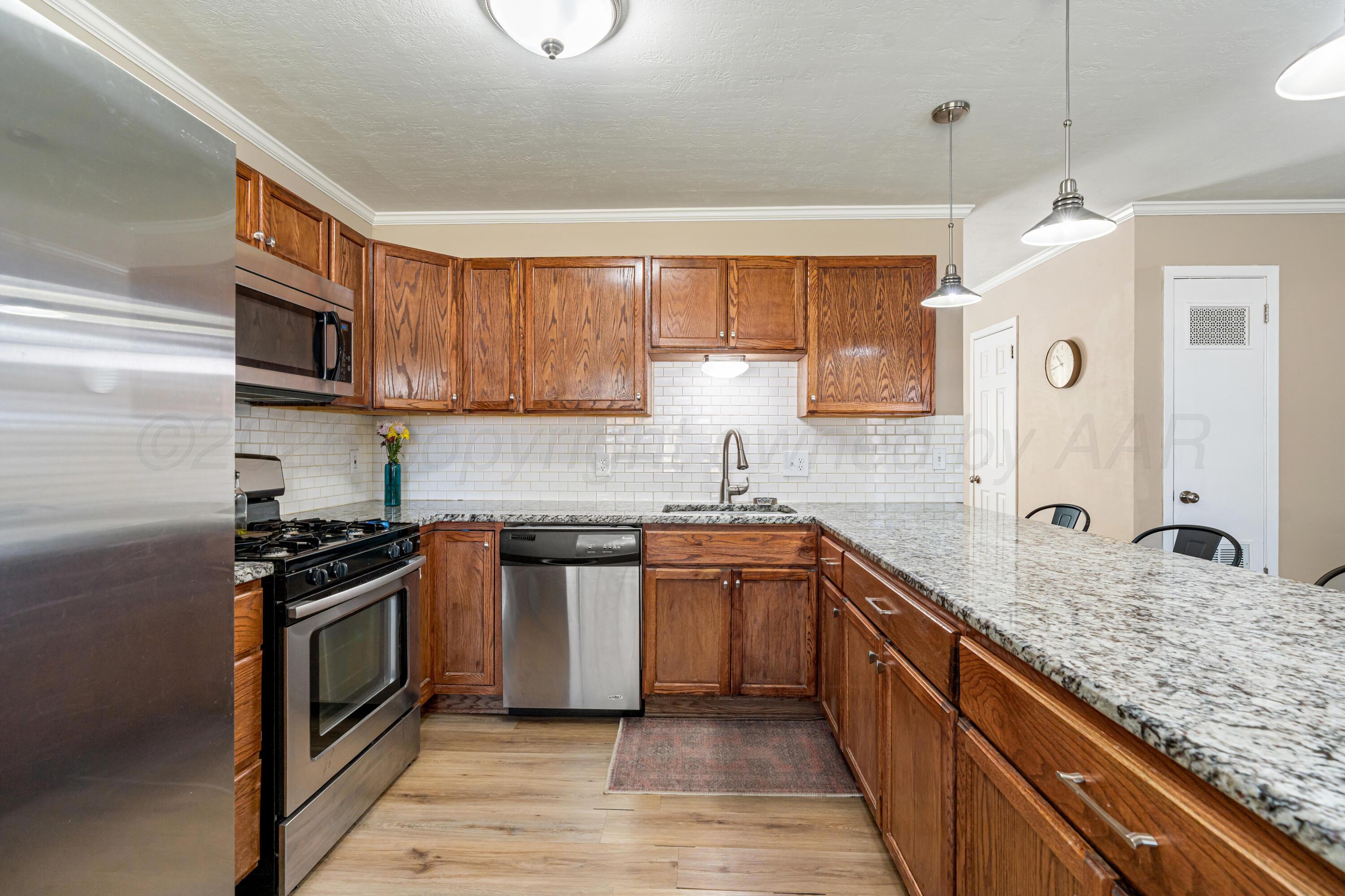 5308 Allen Street Amarillo, TX 79110 - Photo 10 of 21 IMG_1541