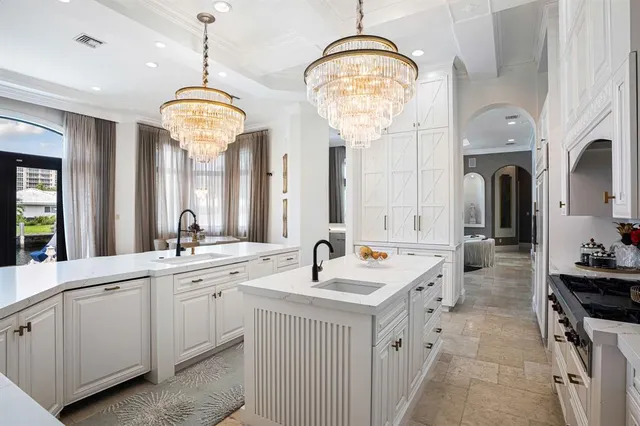 $5,499,000 | 4050 Northeast 30th Avenue, Lighthouse Point, FL 33064