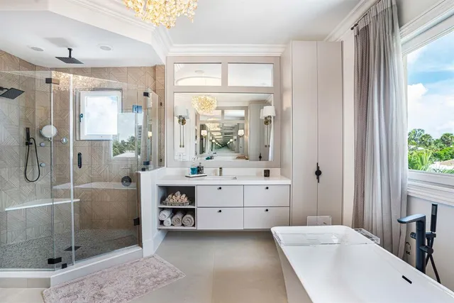 $5,499,000 | 4050 Northeast 30th Avenue, Lighthouse Point, FL 33064