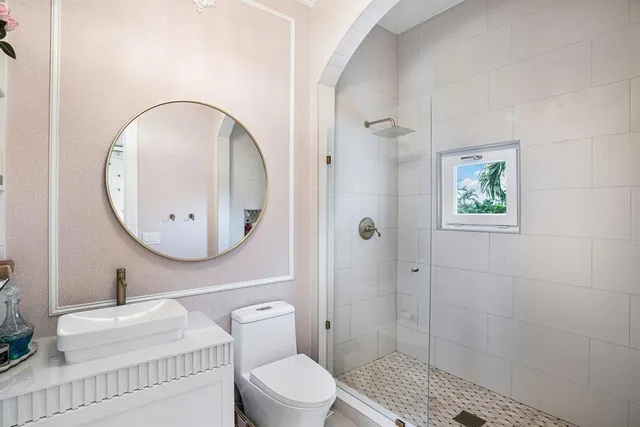 $5,499,000 | 4050 Northeast 30th Avenue, Lighthouse Point, FL 33064