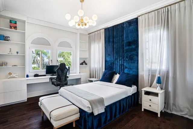 $5,499,000 | 4050 Northeast 30th Avenue, Lighthouse Point, FL 33064