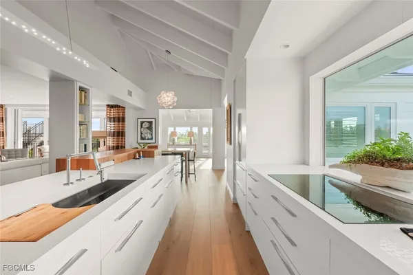 $2,994,000 | 5145 Joewood Drive, Sanibel, FL 33957