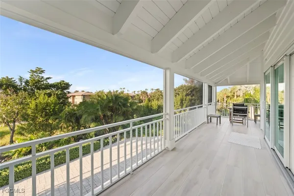 $2,994,000 | 5145 Joewood Drive, Sanibel, FL 33957