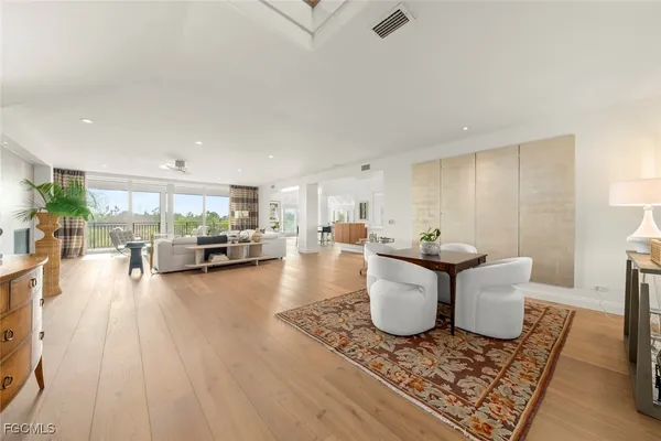 $2,994,000 | 5145 Joewood Drive, Sanibel, FL 33957