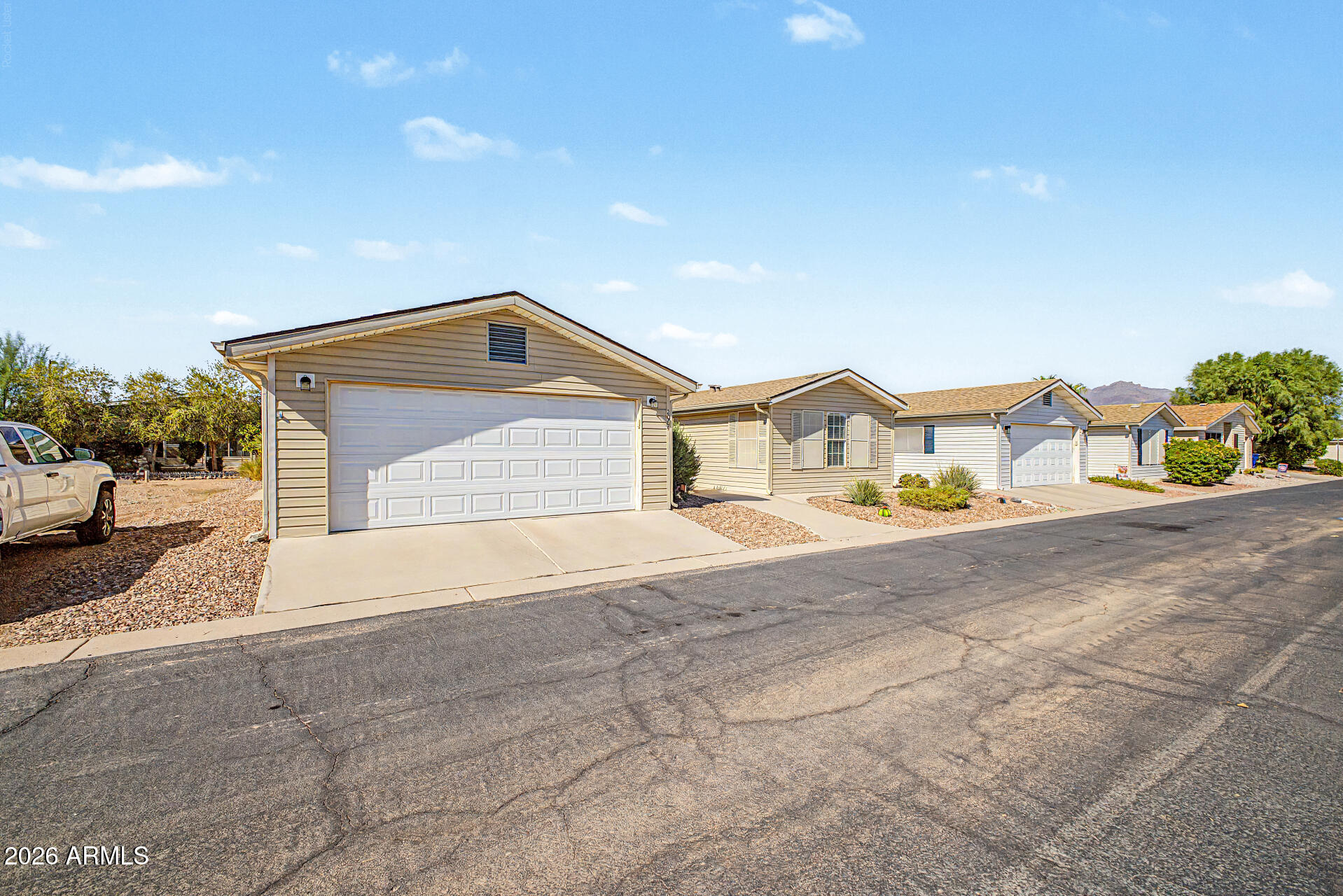 3301 South Goldfield Road, Unit 2064 Apache Junction, AZ 85119 - Photo 12 of 43 3301 S Goldfield Rd, Lot 2064