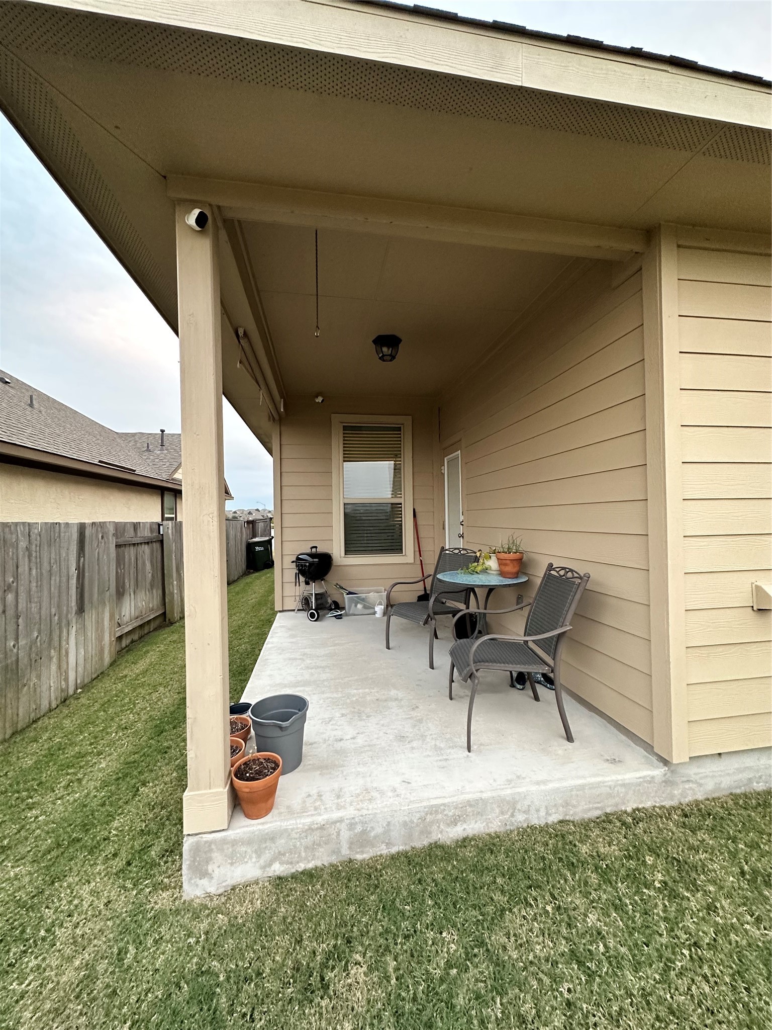 404 Blue Waterleaf Lane Georgetown, TX 78626 - Photo 8 of 10