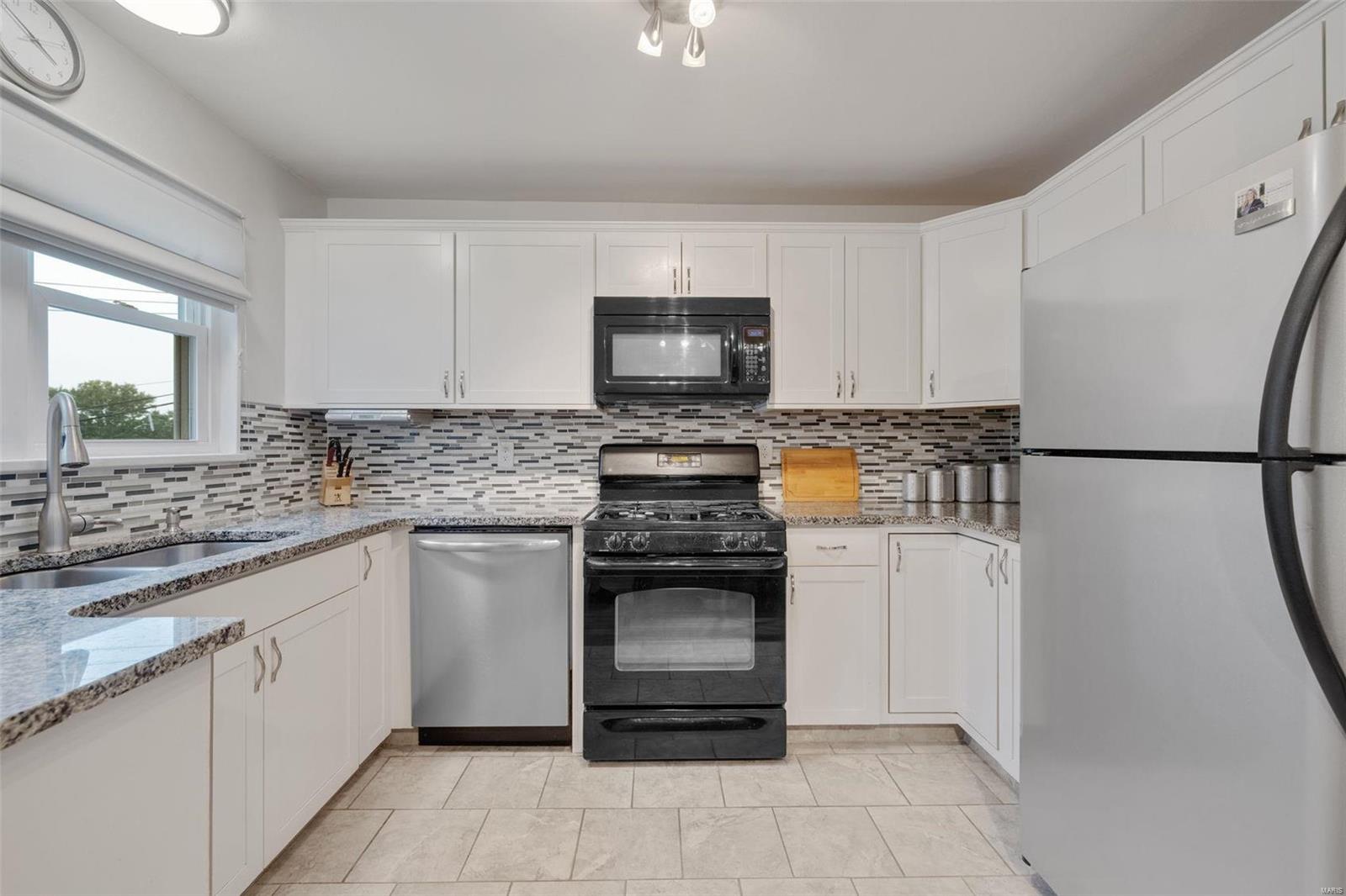 7400 Sharp Avenue St. Louis, MO 63116 - Photo 8 of 24