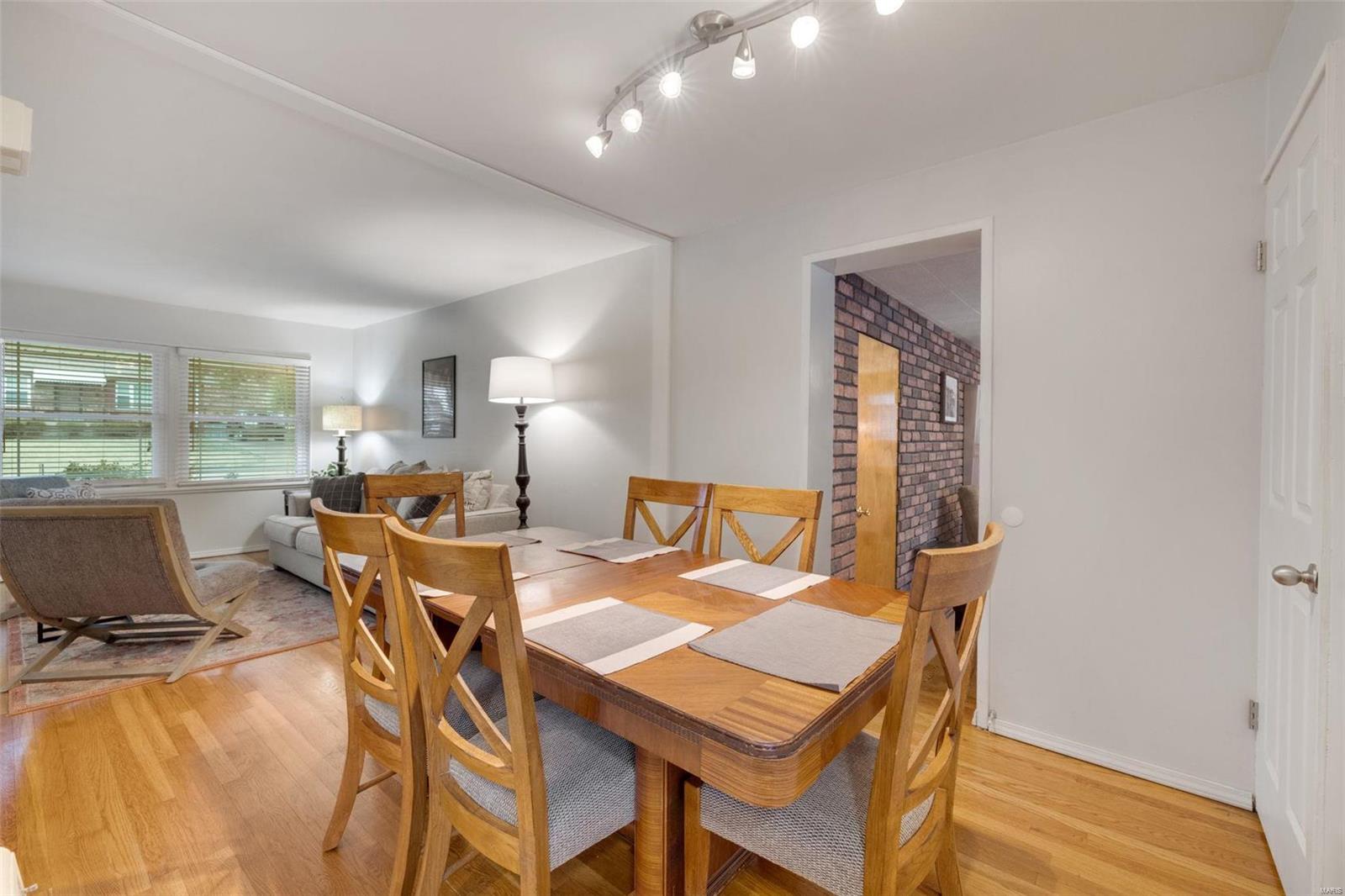 7400 Sharp Avenue St. Louis, MO 63116 - Photo 10 of 24