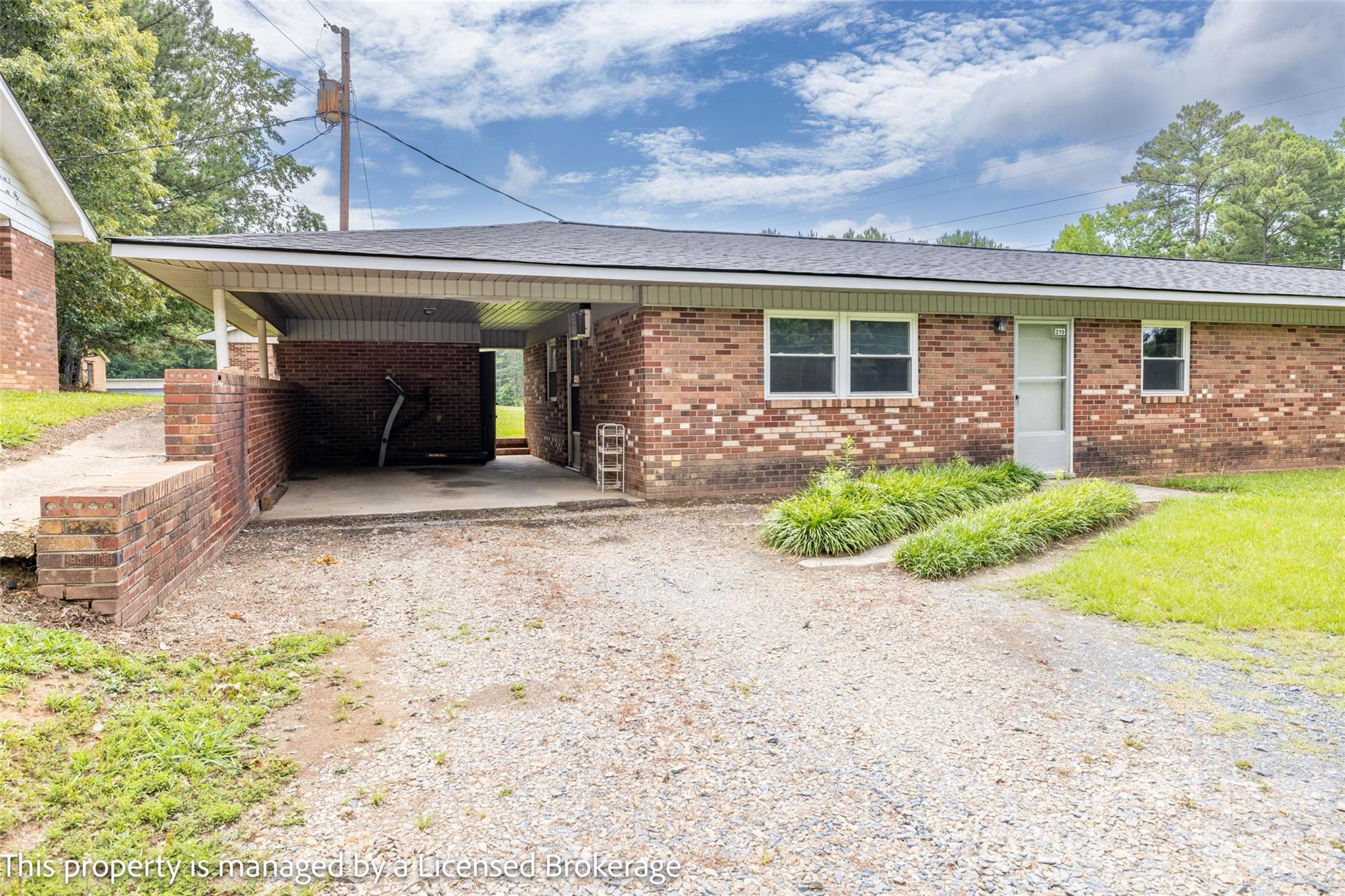 219 Roslyn Road Troy, NC 27371 - Photo 3 of 25