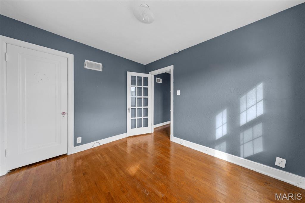 8709 Neier Lane St. Louis, MO 63123 - Photo 14 of 28