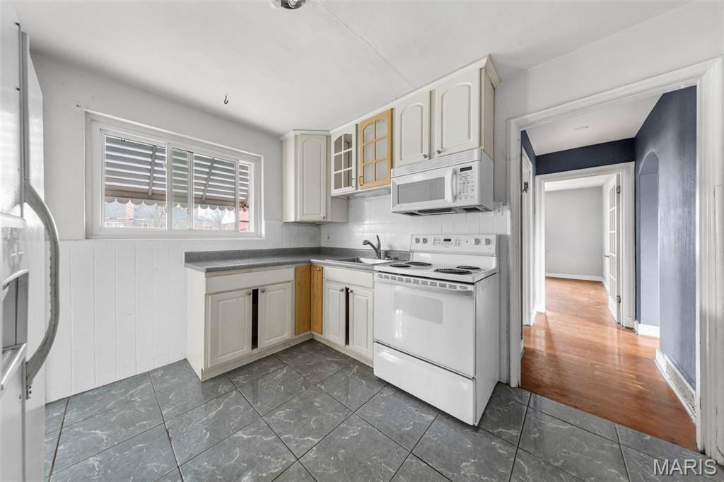 8709 Neier Lane St. Louis, MO 63123 - Photo 20 of 28