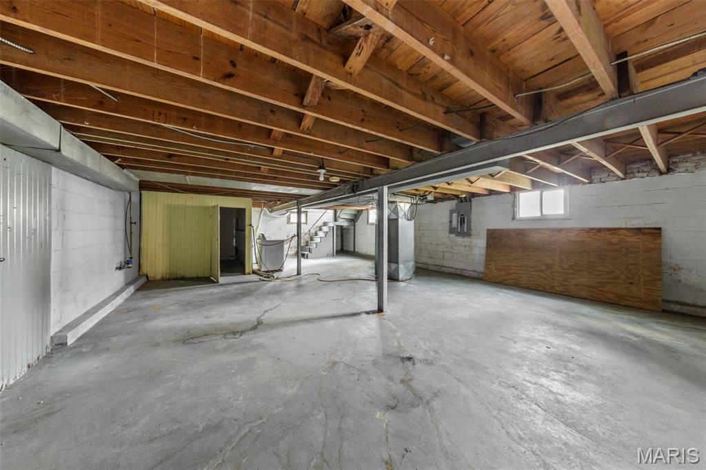 8709 Neier Lane St. Louis, MO 63123 - Photo 23 of 28