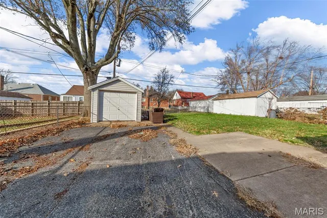 $169,999 | 8709 Neier Lane, St. Louis, MO 63123