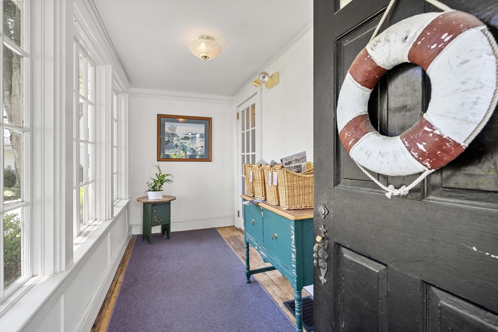 376 Main Street, Unit 4 Amesbury, MA 01913 - Photo 30 of 33