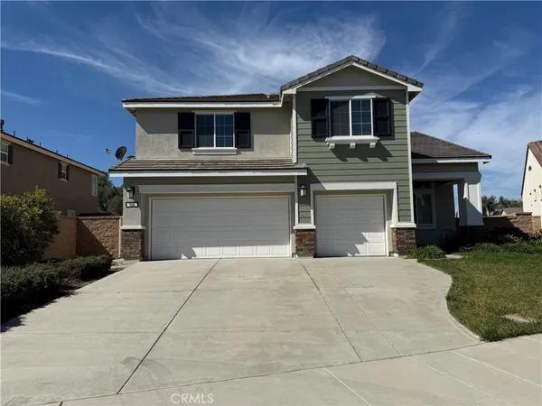 $985,000 | 7435 Silver Saddle Court, Eastvale, CA 92880