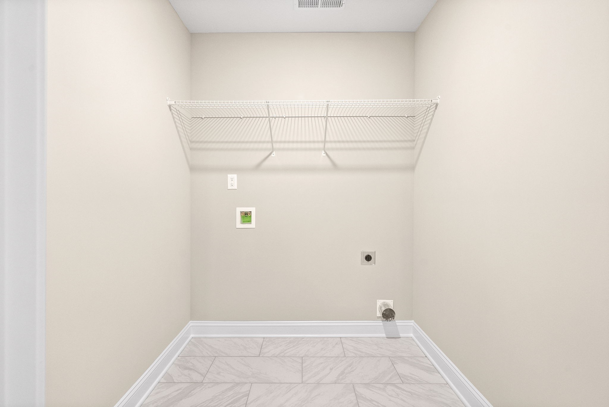 1237 Cardinal Crk Drive Clarksville, TN 37040 - Photo 18 of 26 a view of utility room