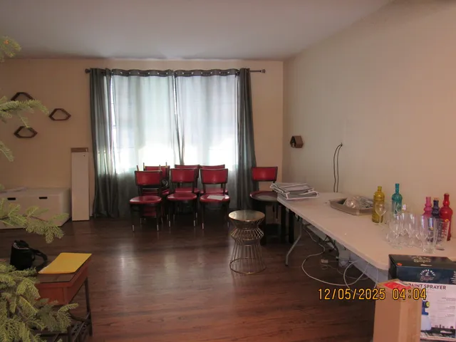 $299,900 | 10072 Drury Lane, Westchester, IL 60154