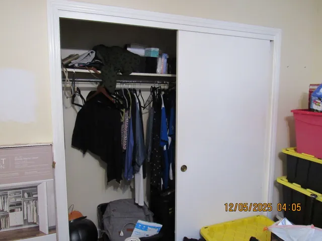 $299,900 | 10072 Drury Lane, Westchester, IL 60154