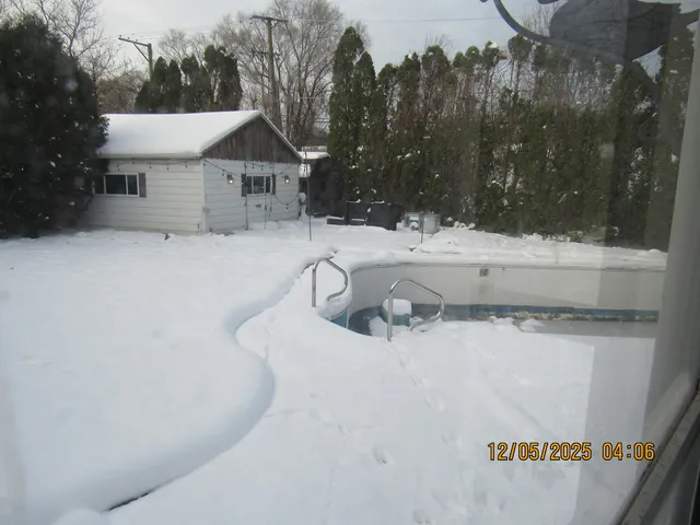 $299,900 | 10072 Drury Lane, Westchester, IL 60154