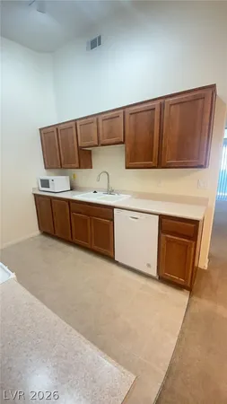 $1,550 | 8985 South Durango Drive, Unit 2014, Las Vegas, NV 89113
