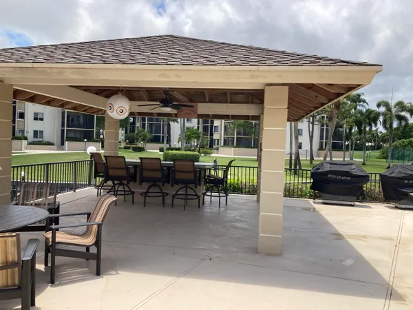 $229,000 | 11811 Ave Of The PGA, Unit 21C, Palm Beach Gardens, FL 33418