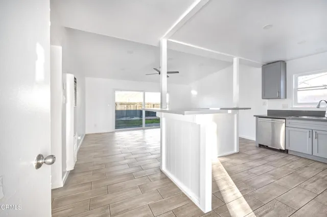 $3,350 | 1931 Ukiah Street, Oxnard, CA 93035