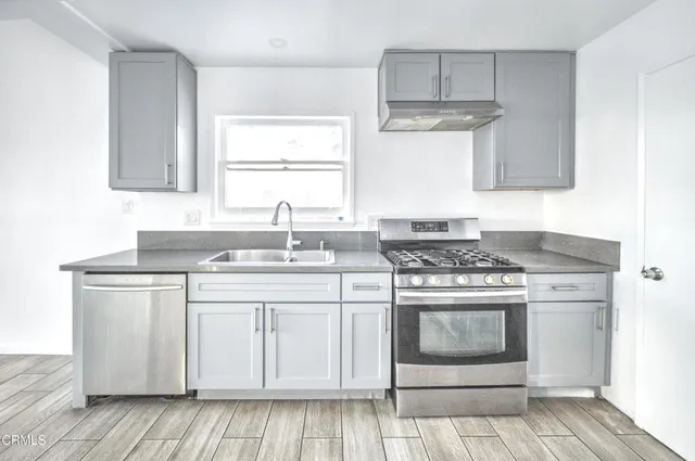 $3,350 | 1931 Ukiah Street, Oxnard, CA 93035