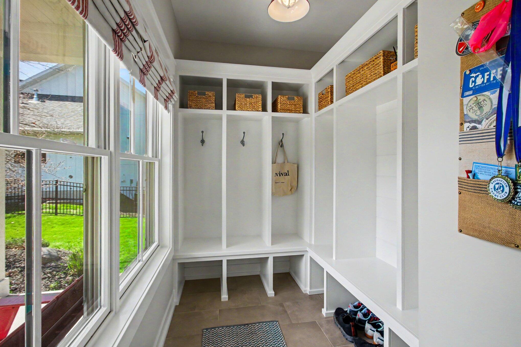 224 Ferry Street Douglas, MI 49406 - Photo 5 of 31 005_file_7710