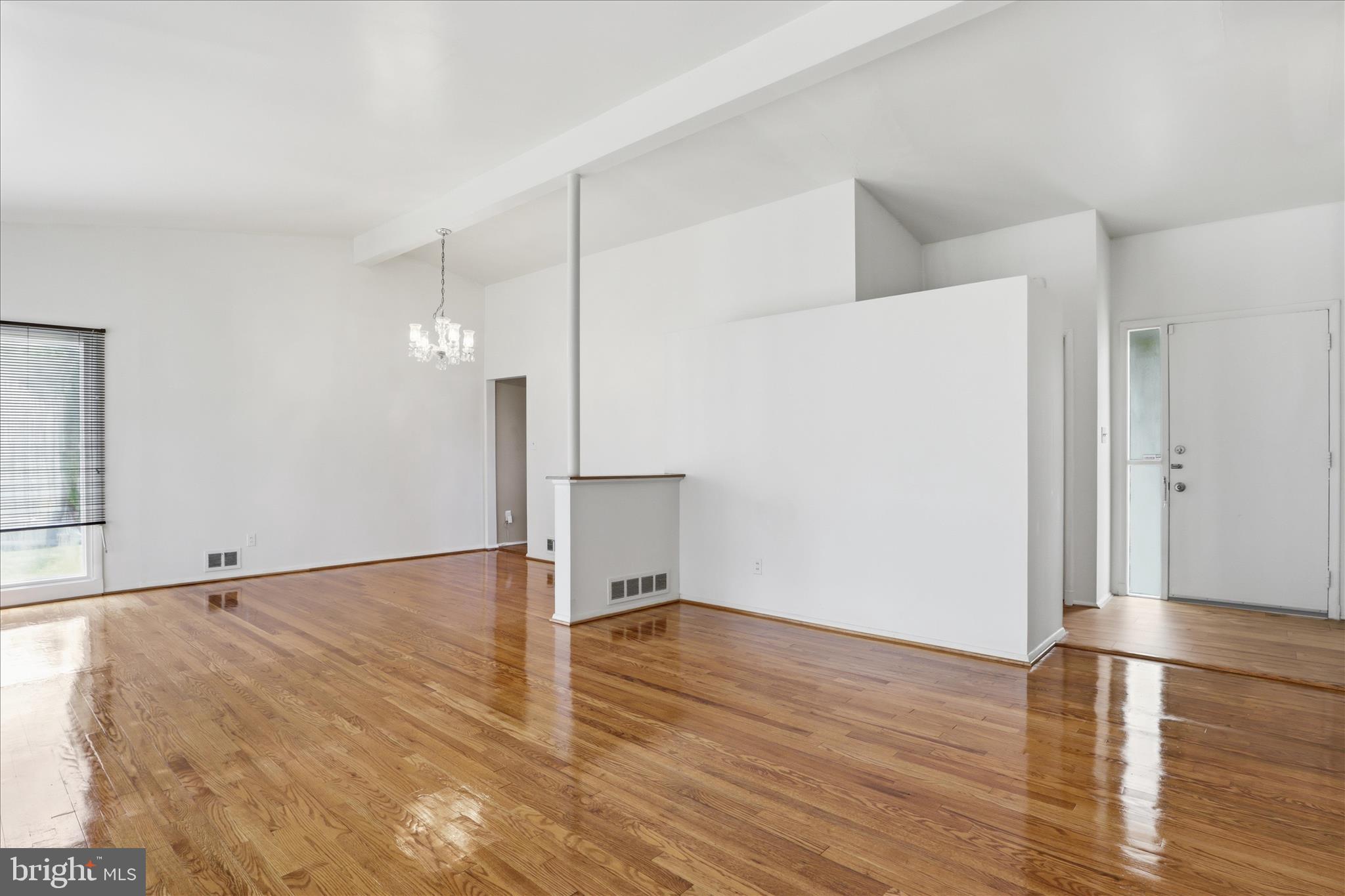6802 Old Pimlico Road Baltimore, MD 21209 - Photo 6 of 28 Gallery Image 6