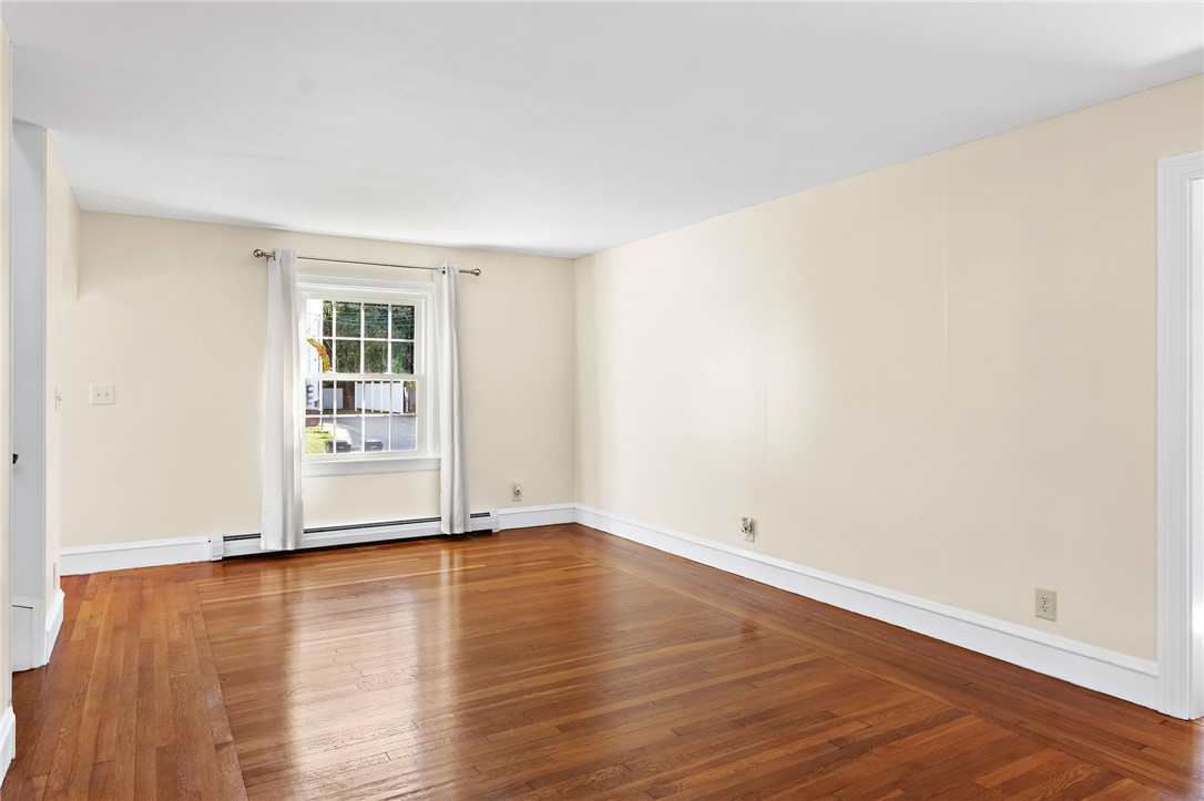 706 High Street Cumberland, RI 02864 - Photo 11 of 34 Gallery Image 11