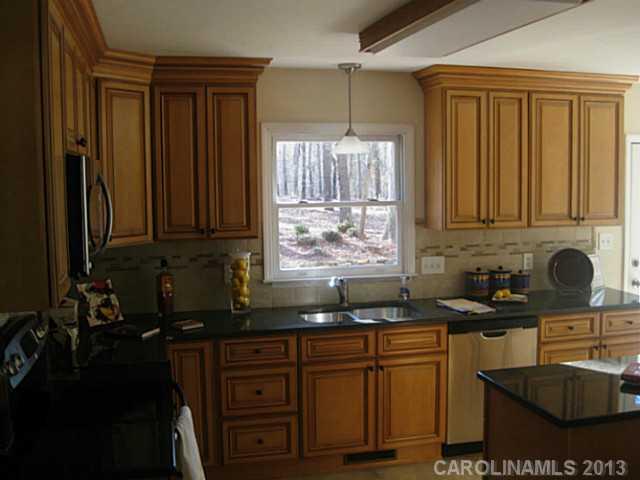 7208 Potter Road Matthews, NC 28104 - Photo 8 of 13 Gallery Image 8