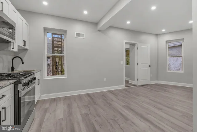 $450,000 | 513 MacDade Boulevard, Darby, PA 19023