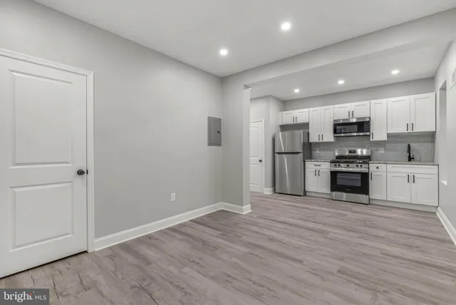 $450,000 | 513 MacDade Boulevard, Darby, PA 19023