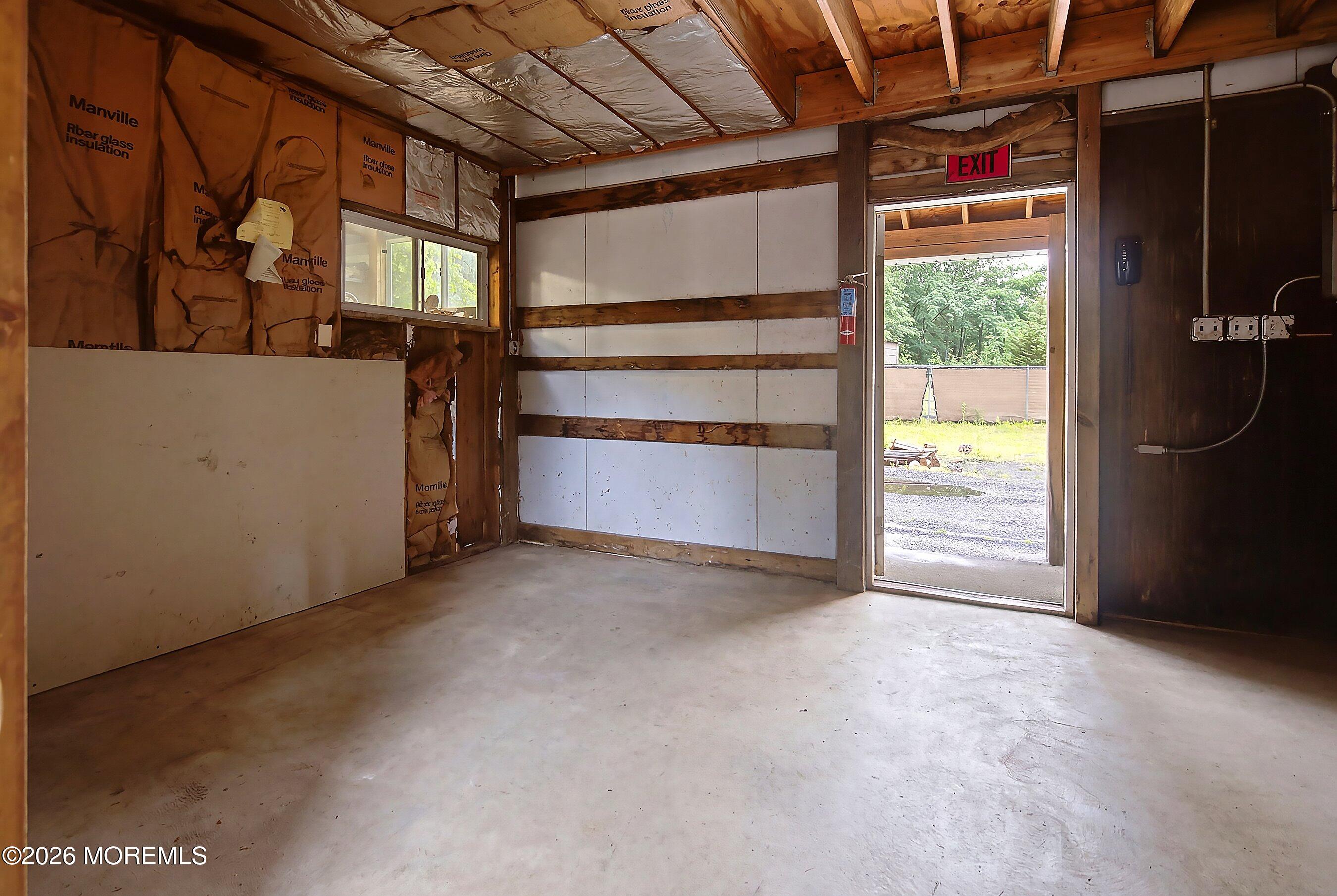 1198 Maxim Southard Road Howell, NJ 07731 - Photo 22 of 30 19-Shed empty