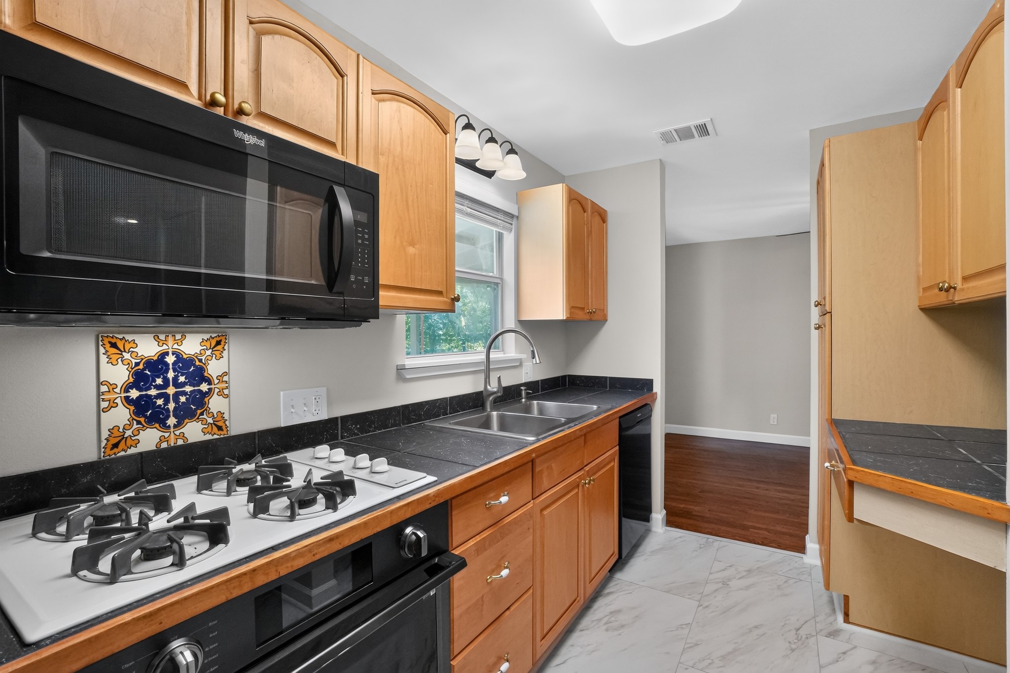 2113 Rabb Road Austin, TX 78704 - Photo 10 of 35 Kitchen, Side B