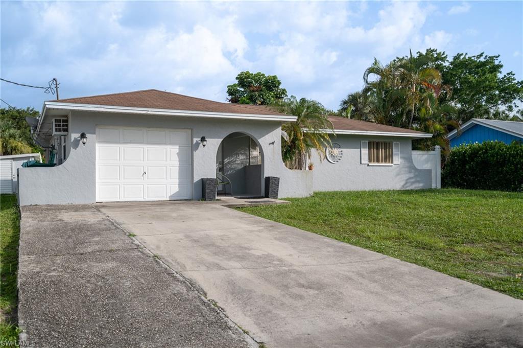 4636 25th Avenue Southwest Naples, FL 34116 - Photo 3 of 34