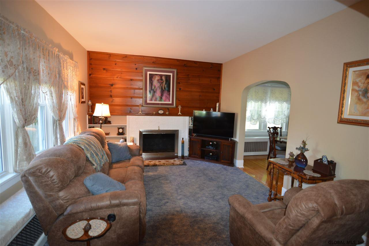 192 Menands Road Colonie, NY 12211 - Photo 5 of 19 Photo 5