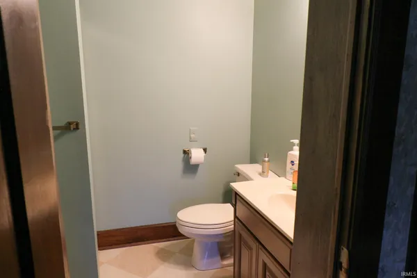 $1,300 | 207 East 4th Street, Jasper, IN 47546